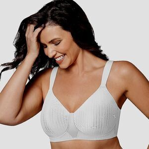 Playtex Women Size 38D Secrets All Over Smoothing Full-Figure Wirefree Bra